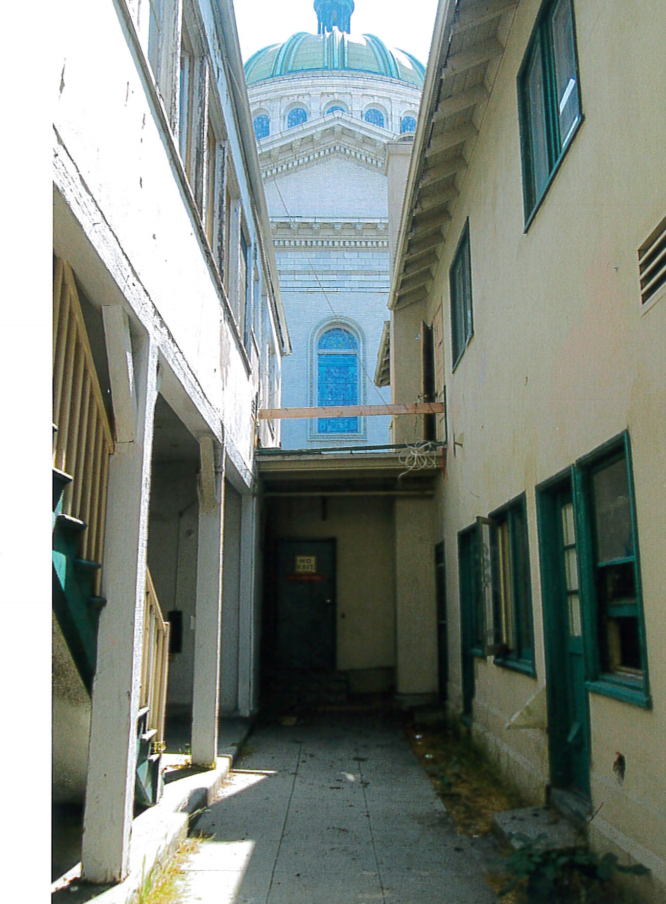 Exterior view of buildings 
